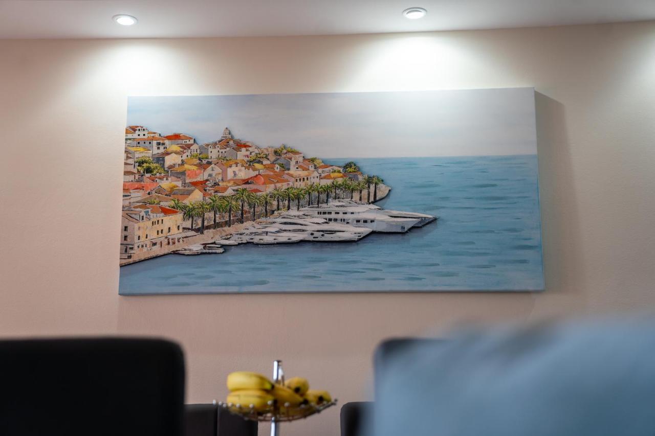Apartment Luxury Three Bedroom At Estepona