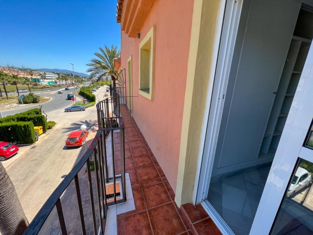 Apartment Luxury Three Bedroom At *