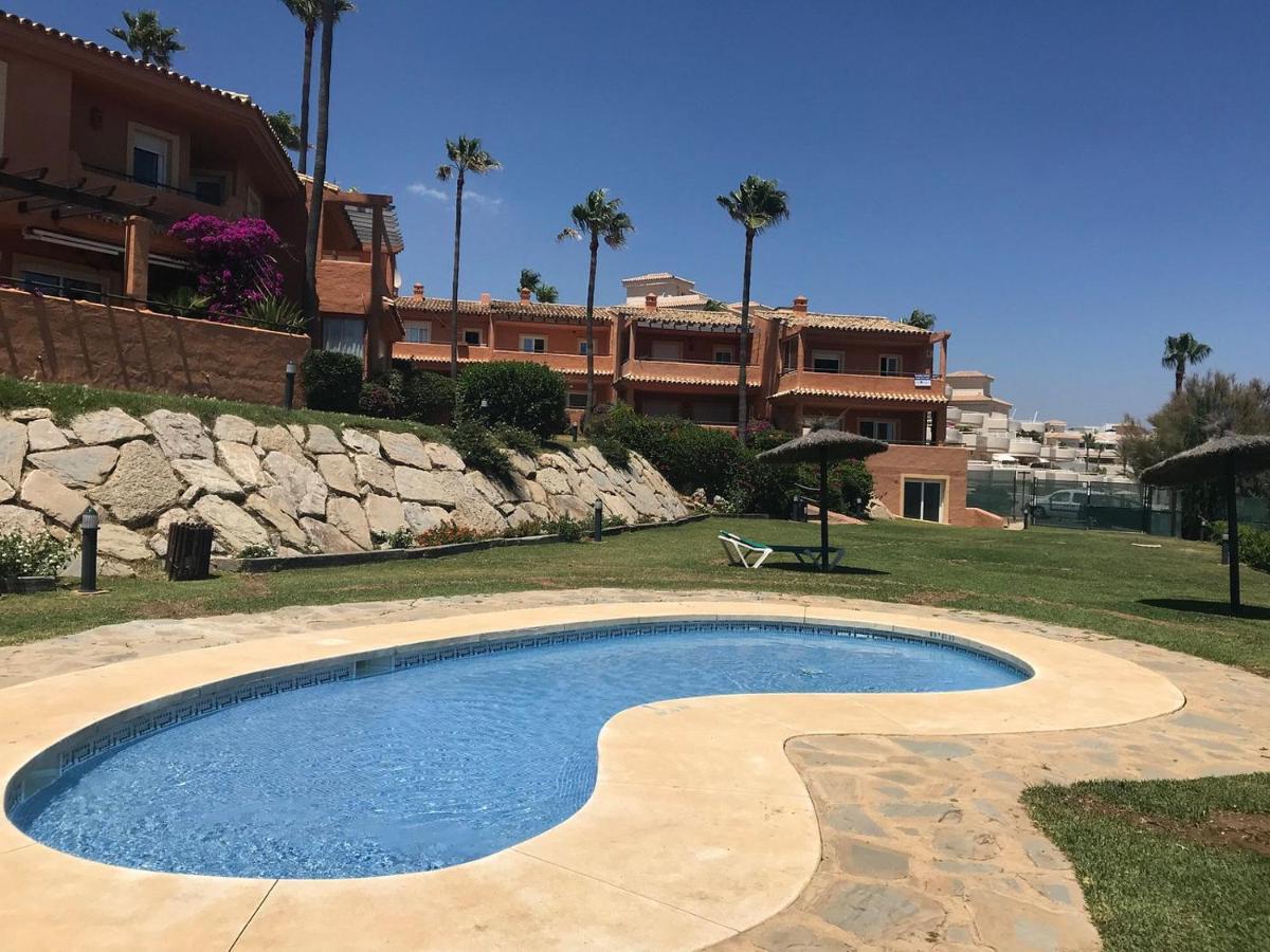 Apartment Luxury Three Bedroom At *